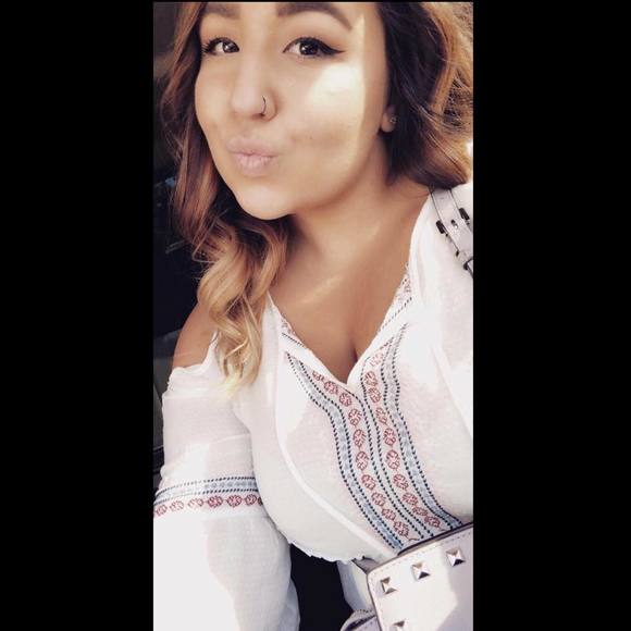 Meet your Posher, Mariah - Picture 1 of 1